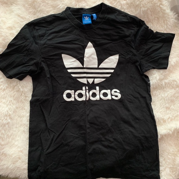adidas Tops - NWOT Black Adidas Tee